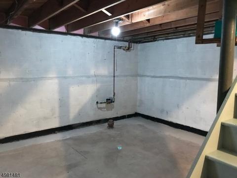 121 Locust Dr, Union, NJ 07083 photo 17