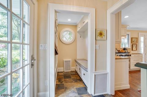 74 Blackburn Rd, Summit, NJ 07901 photo 22