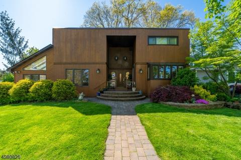 135 Ridge Rd, Nutley, NJ 07110 photo 1