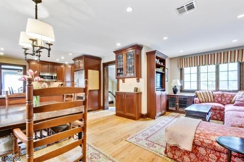 4 Watchung Pl, Summit, NJ 07901 photo 7