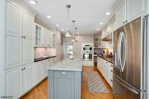 38 Pine Grove Ave, Summit, NJ 07901 photo 4