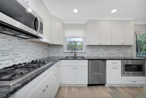33 Cypress Ter, Springfield, NJ 07081 photo 5