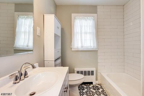 424 E 6th Ave, Roselle, NJ 07203 photo 19
