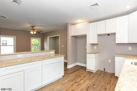 121 E Maple Ave, Bound Brook, NJ 08805 photo 14