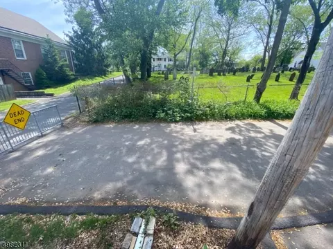 37 Walnut Ct, Springfield, NJ 07081 photo 15