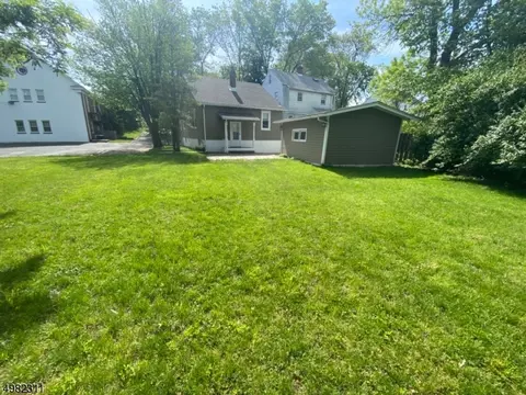 37 Walnut Ct, Springfield, NJ 07081 photo 4