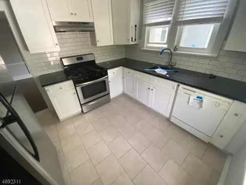 37 Walnut Ct, Springfield, NJ 07081 photo 8