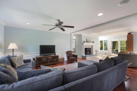 4 Westminster Rd, Mendham, NJ 07945 photo 11