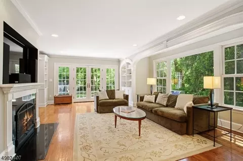 7 Woodmere Dr, Summit, NJ 07901 photo 5