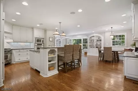 7 Woodmere Dr, Summit, NJ 07901 photo 8