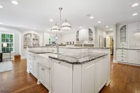 7 Woodmere Dr, Summit, NJ 07901 photo 6