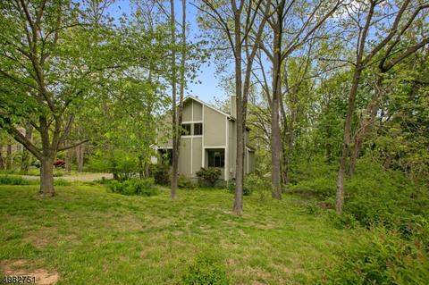 32 Blossom Rd, Hampton, NJ 08827 photo 2