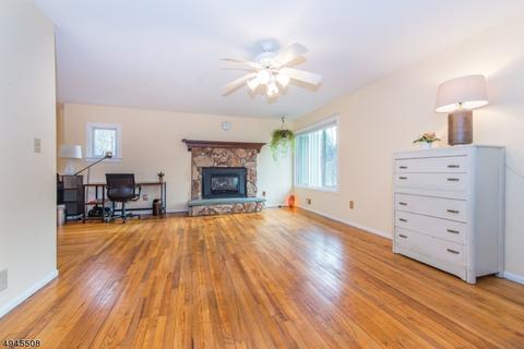32 Blossom Rd, Hampton, NJ 08827 photo 5