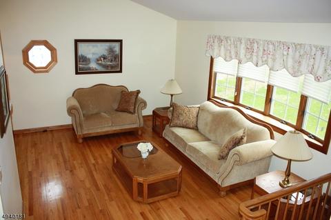 35 Highview Ter, Dover, NJ 07801 photo 7