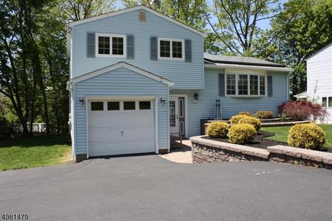 35 Highview Ter, Dover, NJ 07801 photo 1
