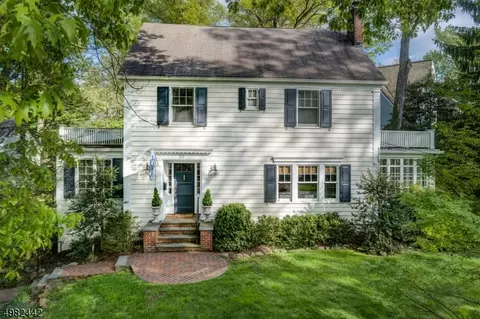 20 Edgemont Ave, Summit, NJ 07901 photo 1