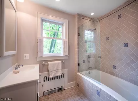 20 Edgemont Ave, Summit, NJ 07901 photo 17