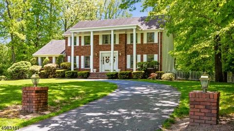 32 Pine Hill Dr, Upper Saddle River, NJ 07458 photo 1