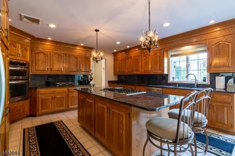 38 Gates Pl, Wayne, NJ 07470 photo 13