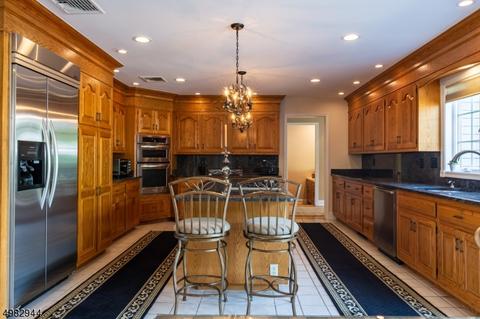 38 Gates Pl, Wayne, NJ 07470 photo 12