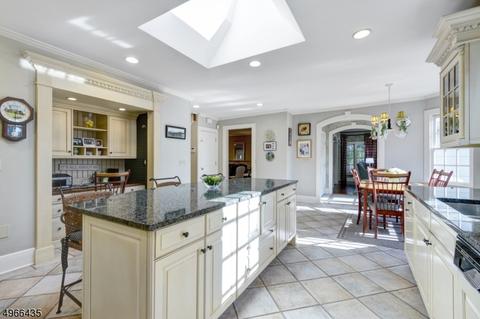 146 Beechwood Rd, Summit, NJ 07901 photo 9