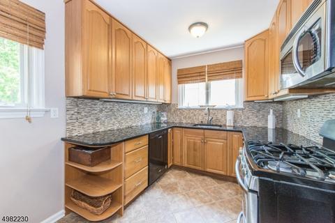 12 Plain St, Summit, NJ 07901 photo 6