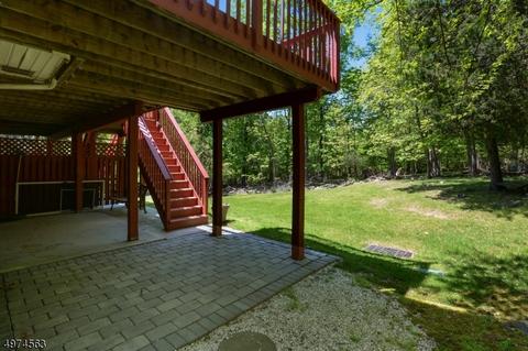 111 Bobolink Ct, Wayne, NJ 07470 photo 2