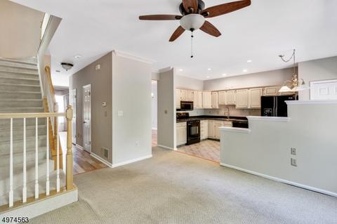 111 Bobolink Ct, Wayne, NJ 07470 photo 15
