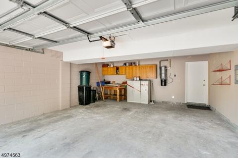 111 Bobolink Ct, Wayne, NJ 07470 photo 13