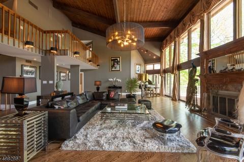 37 E Saddle River Rd, Saddle River, NJ 07458 photo 19