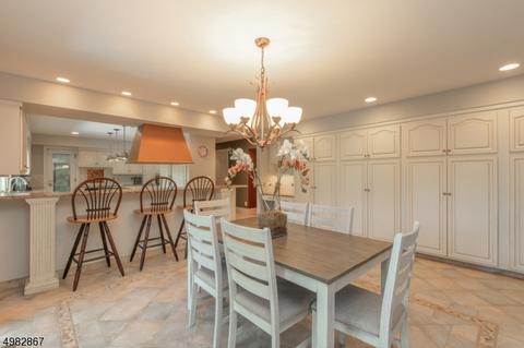 37 E Saddle River Rd, Saddle River, NJ 07458 photo 13