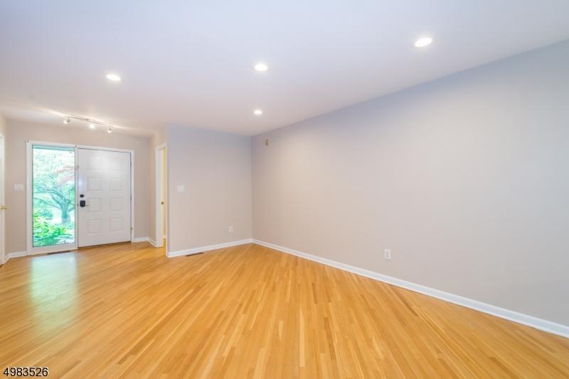  33 Windmill Dr, Morristown, NJ 07960 photo 6