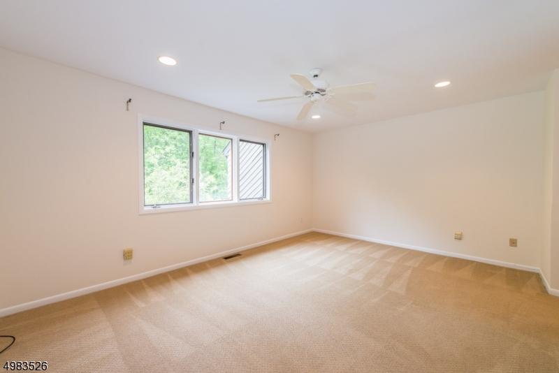  33 Windmill Dr, Morristown, NJ 07960 photo 16
