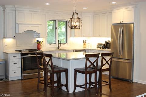 22 Mitchell Ave, Warren, NJ 07059 photo 2