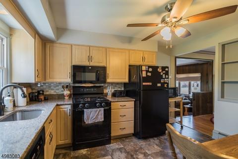 104 Hillside Ter E, Hackettstown, NJ 07840 photo 9