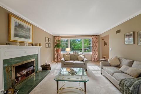 3 Kennedy Ct, Wayne, NJ 07470 photo 3