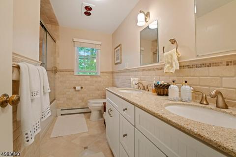 3 Kennedy Ct, Wayne, NJ 07470 photo 16