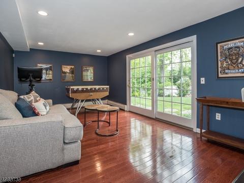 23 Hershey Rd, Wayne, NJ 07470 photo 3