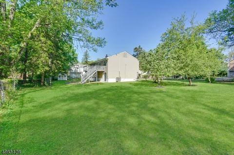 8 Waterway Rd, Wayne, NJ 07470 photo 16