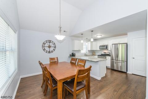 28 Davis Ave, Dover, NJ 07801 photo 4