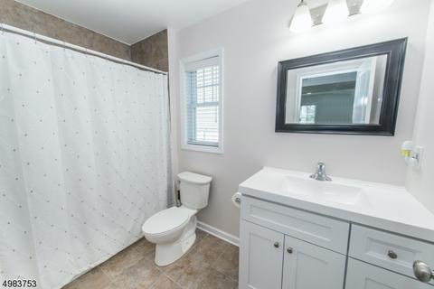 28 Davis Ave, Dover, NJ 07801 photo 20