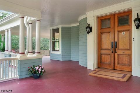 90 Christopher St, Montclair, NJ 07042 photo 2