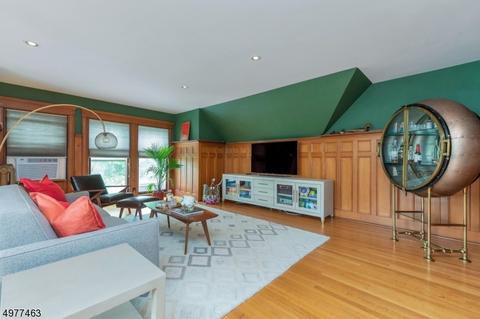 90 Christopher St, Montclair, NJ 07042 photo 22
