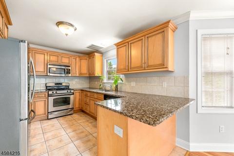 24 Hillside Ave, Dover, NJ 07801 photo 8