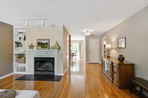 2 Franklin Ct, Mendham, NJ 07945 photo 5
