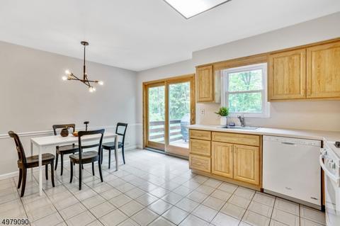 27 Skylark Rd, Springfield, NJ 07081 photo 6