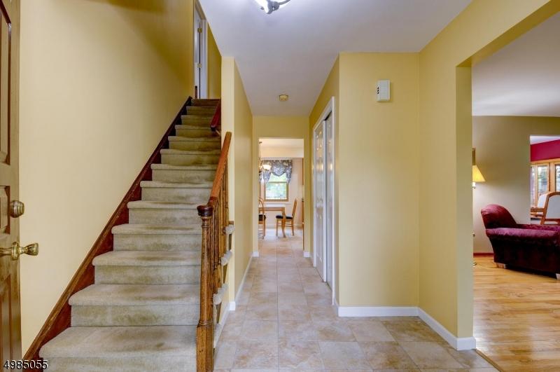  69 Rohill Rd, Hillsborough, NJ 08844 photo 3