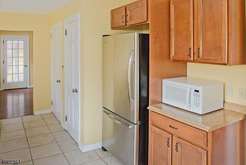 33 Bloomfield Ave, Montville Twp., NJ 07058 photo 5