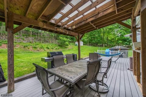 28 Smith Ln, Wayne, NJ 07470 photo 10