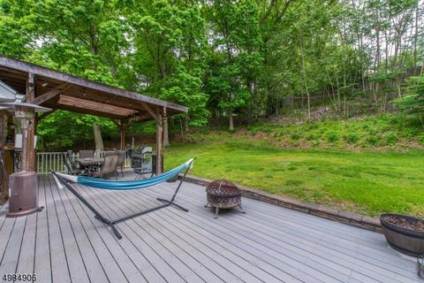 28 Smith Ln, Wayne, NJ 07470 photo 3